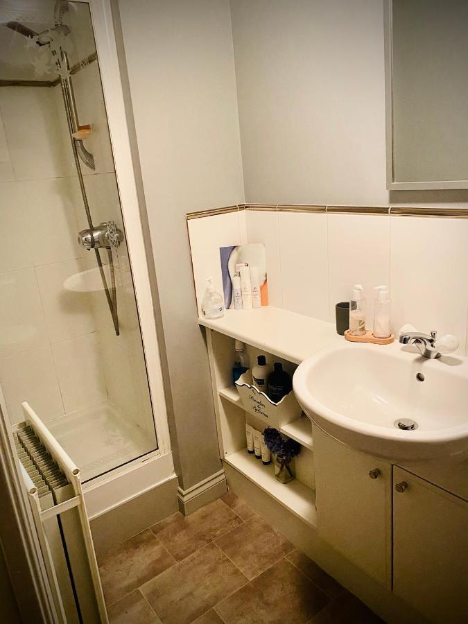 Modern Ground Floor Apartment With Free Parking Very Near Centre リポン エクステリア 写真